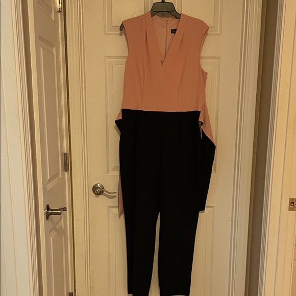Jessica Howard Pants - Jessica Howard Blush and Black Jumpsuit